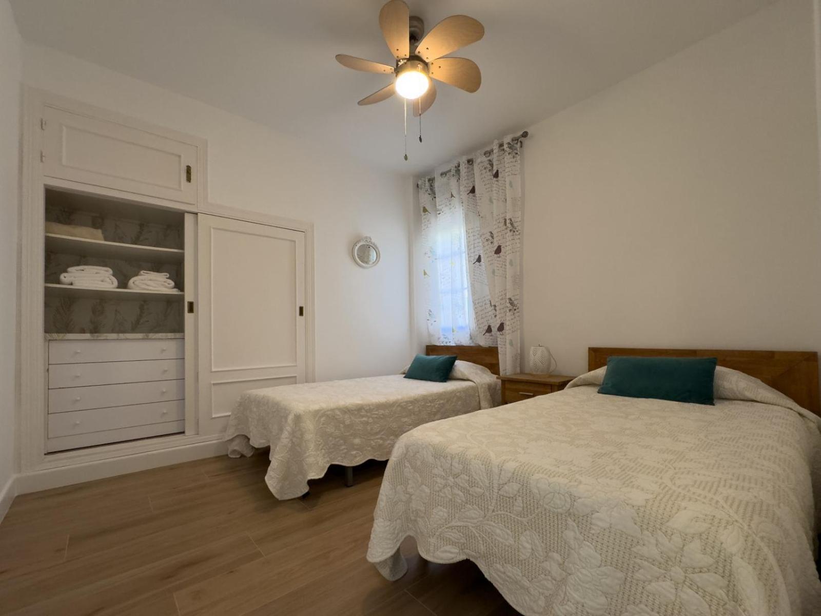 La Tortuga I, Encantador Apartamento Con Garaje En Primera Linea De Playa Tarifa Buitenkant foto