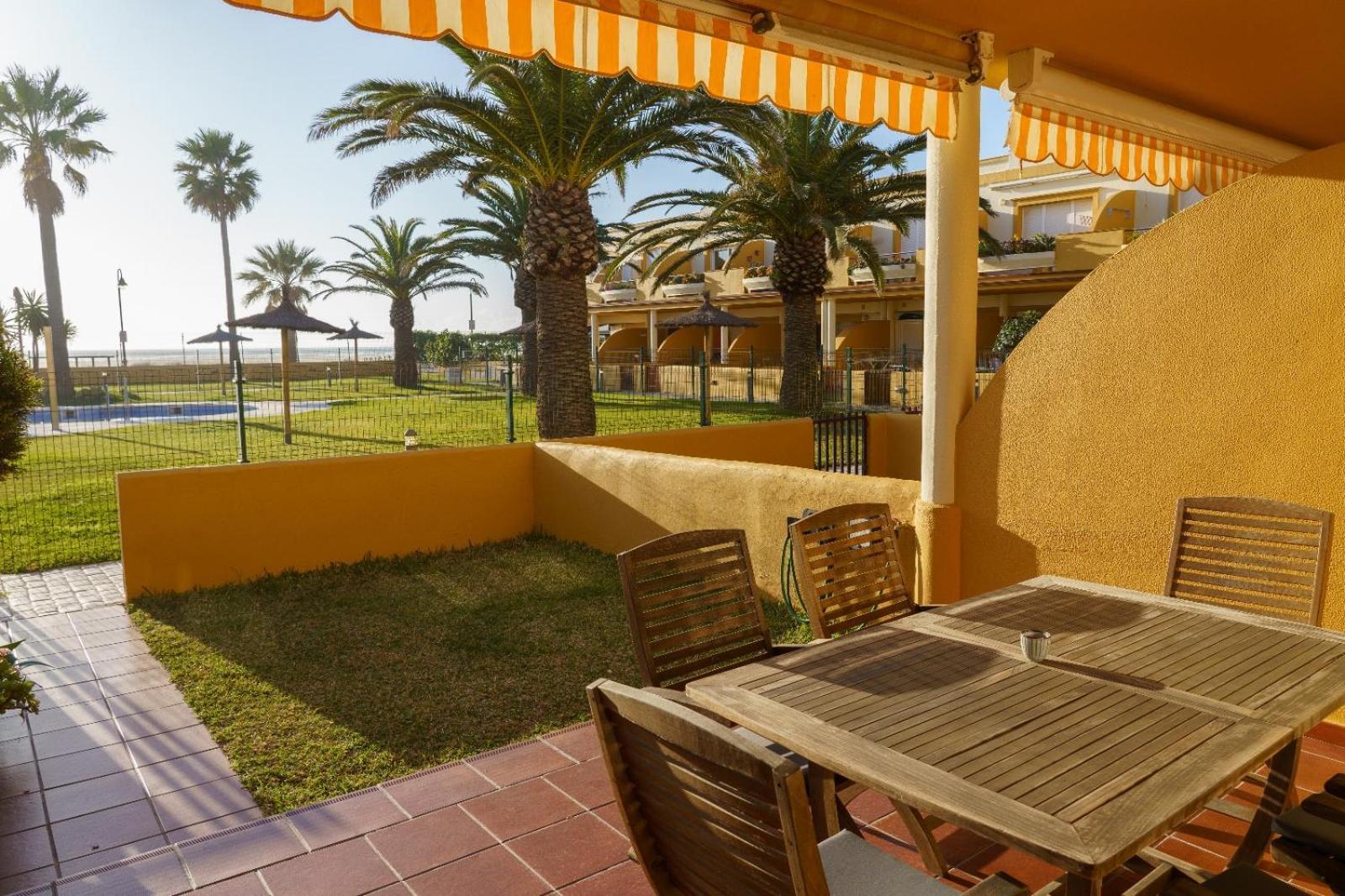 La Tortuga I, Encantador Apartamento Con Garaje En Primera Linea De Playa Tarifa Buitenkant foto